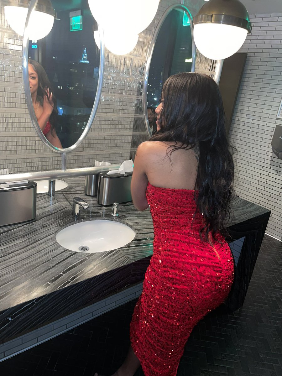 teyawaya's tweet photo. 21 sparkle ❤️ https://t.co/9P6Ryocxpf