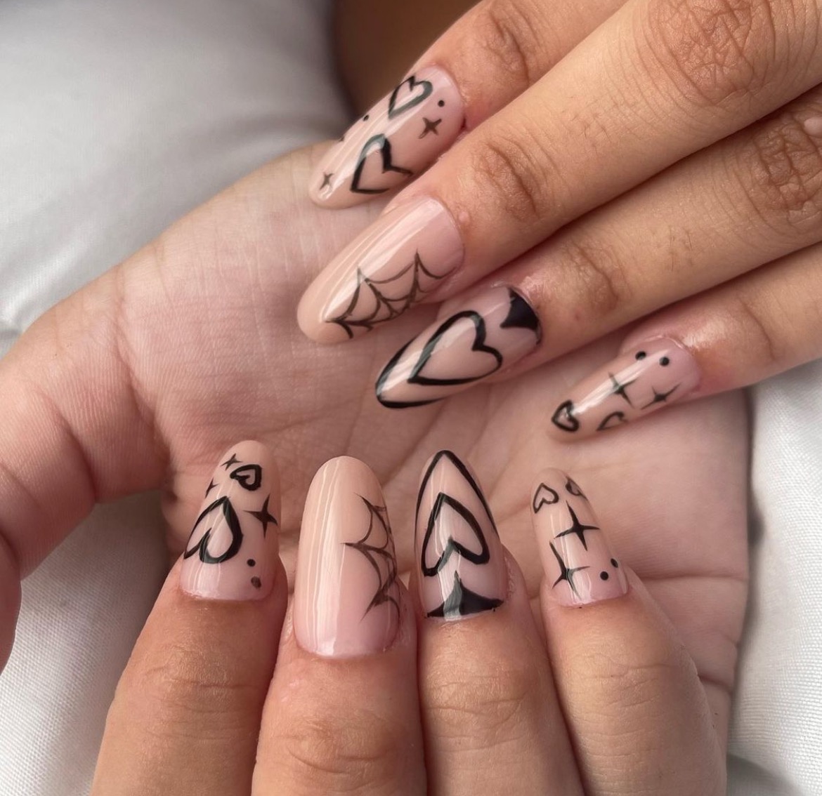 KupaInc's tweet photo. Enjoy these #spooky nails topped with our no-wipe #kupatopcoat! ๐ค Thank you for the #tag @katies.naillss
KUPA gel topcoat: https://t.co/NtHY9h7wKH
#kupanails #teamkupa #manipro #nailsdoneright #kupageltopcoat #nailpro #nailsofig https://t.co/Uayv44p03K
