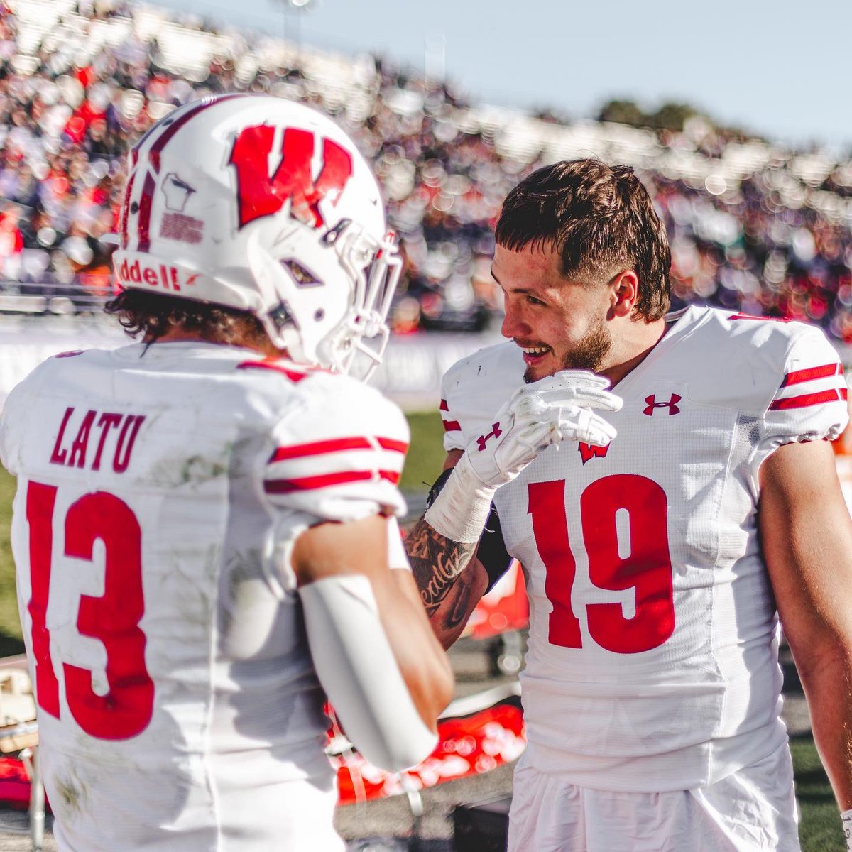Wisconsin Football tweet media