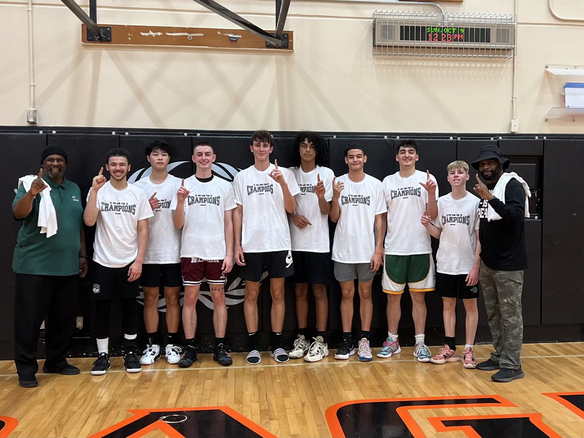 Congrats to <a href="/HMJacksonHoops/">Jackson Boys Basketball</a> for going down to Oregon, going 4-0 and representing Washington State Basketball. T-SHIRTS!!!!
FEED GREATNESS!!!!  <a href="/WilliamsSylas/">Sylas Williams</a> <a href="/KampeHarris/">Harris Kampe</a> @masonxjohanson <a href="/TyHale15/">Ty Hale</a> <a href="/RyanMcferran14/">Ryan Mcferran</a> <a href="/BlackburnMurphy/">Murphy Blackburn</a> <a href="/Thawk246/">Trey Hawkins</a> @cadensproul