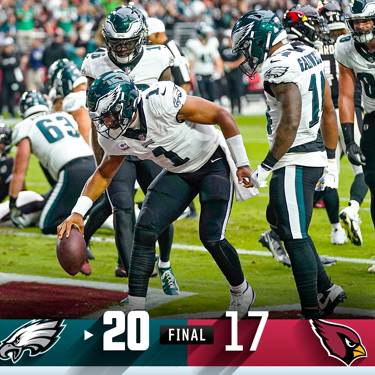 NFL's tweet photo. FINAL: @Eagles stay PERFECT. #PHIvsAZ #FlyEaglesFly https://t.co/AMOcUL8tud