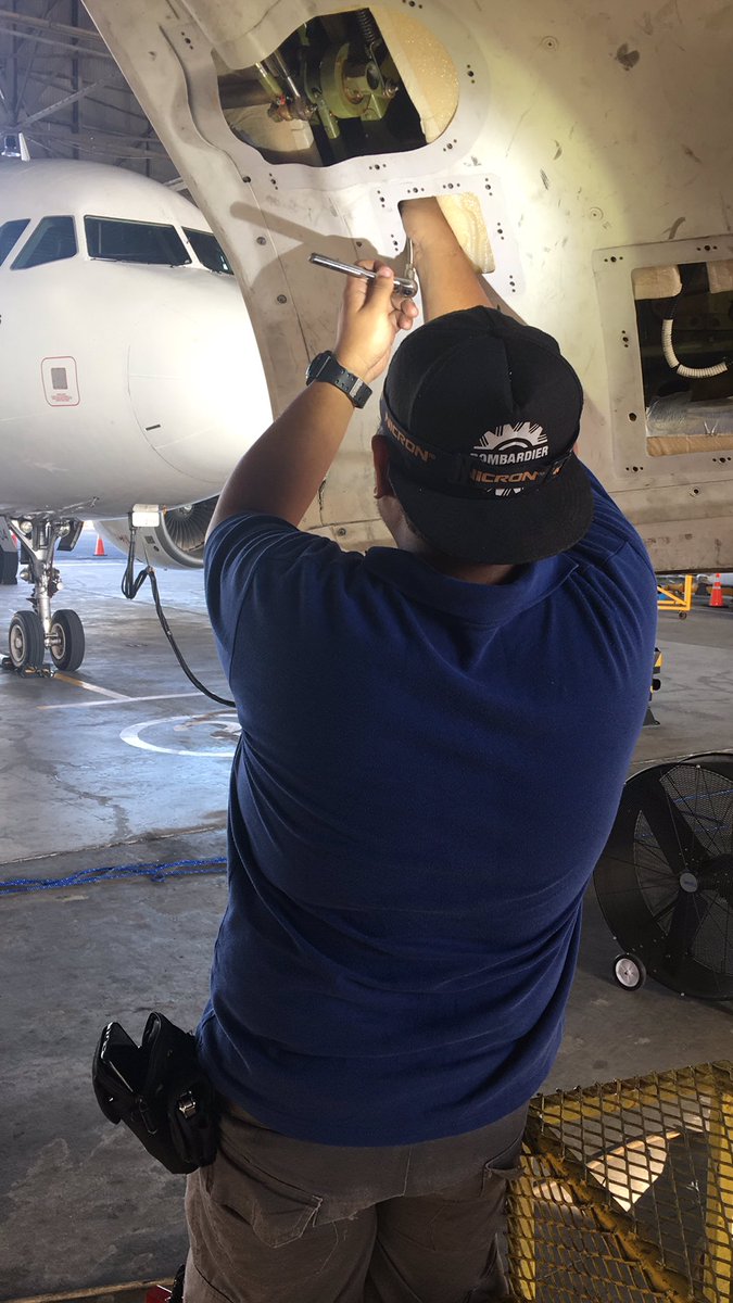 iAmBilly_Ray22's tweet photo. Good morning. Finally listening live from our C Check of our aircraft. @RX931 @hazelhottie @Markkistroem @chicogarcia #rxgreets https://t.co/dVrMMSTB0N
