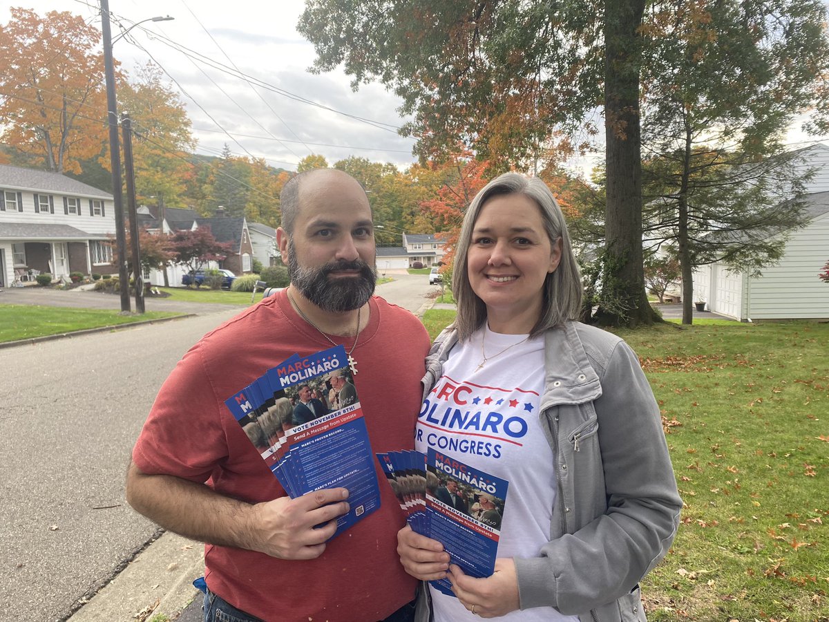 MarcForUsNY's tweet photo. The weather may be turning, but our enthusiasm to help elect  @marcmolinaro certainly hasn’t! 

Here’s a look at some of the Molinaro crew out in the field from this past weekend https://t.co/5rop5TPuV8
