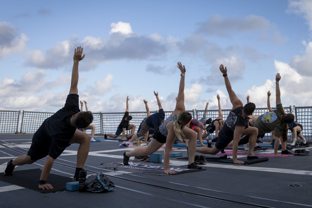 Today is #WorldMentalHealthDay, a day for global mental health education, awareness & advocacy. This year’s theme: #LookAfterYourMentalHealthAustralia is a reminder to check in with yourself, shipmates, friends & family. 💙 📖: defence.gov.au/health/healthp… @AuMentalHealth #AusNavy