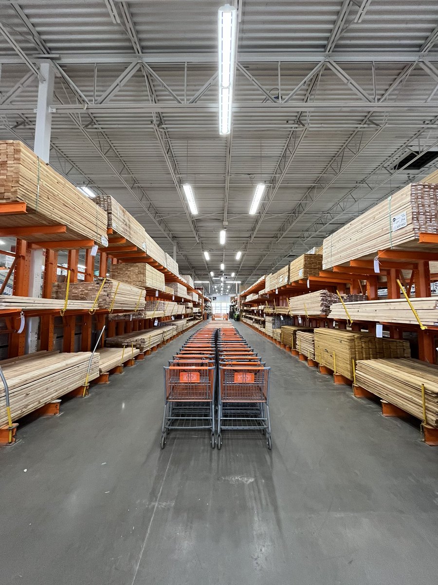 Sunday nights are for flat stacking! Lumber is looking good for Monday morning!