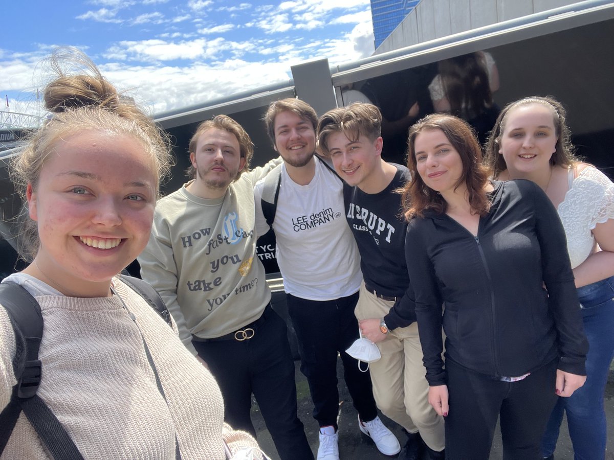 rin49's tweet image. Much love to all the amazing people I met over PAX weekend. I had the best time and I hope to see you all again. Safe travels everyone ❤