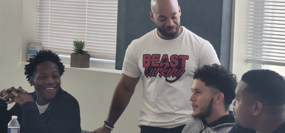 Today's <a href="/PPD19Dist/">PPD 19th District</a> #faithandBlue Conversation with young men from the community was Amazing. I pray they left today knowing that we care deeply about them and their experiences with Law Enforcement <a href="/PhillyPolice/">Philadelphia Police Department</a>