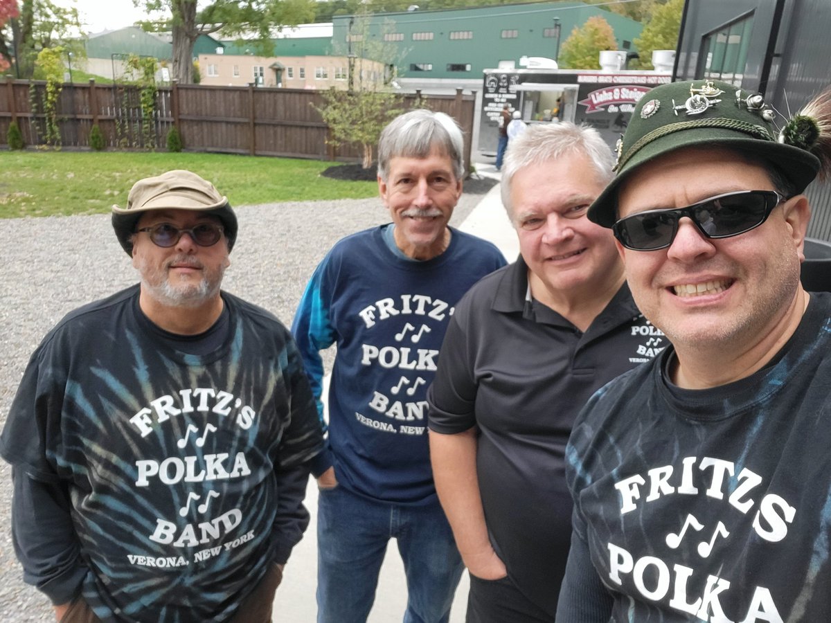 FritzsPolkaBand's tweet photo. Thanks, @Prisoncitybeer for the fun Oktoberfest! #FPB #FPBrocks #TheHandsOfTime #Oktoberfest #AccordionsRock #BreakingThePolkaStereotype #ProudToBeInSyracuseAreaMusicHallOfFame #Music #EclecticMusic #NoLaptops https://t.co/mBVS4CaQ89