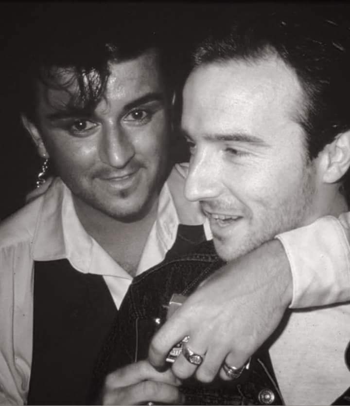 Happy Birthday <a href="/midgeure1/">midge ure💙</a> hope you have a good one 😃