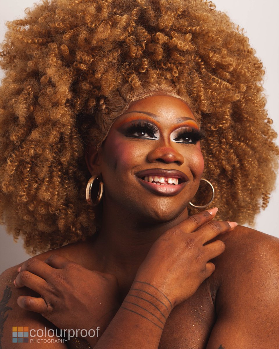 colour_proof's tweet photo. #drag #photography #canon #LGBT https://t.co/DZlhhgaf56