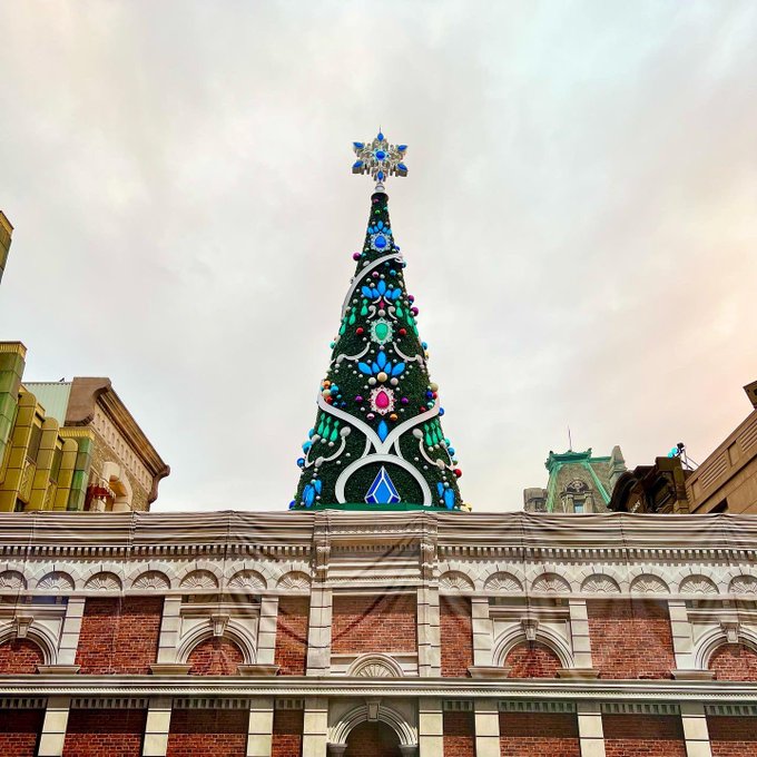 Usjクリスマスツリー点灯時間何時から 22年開催いつまで 自由気ままに