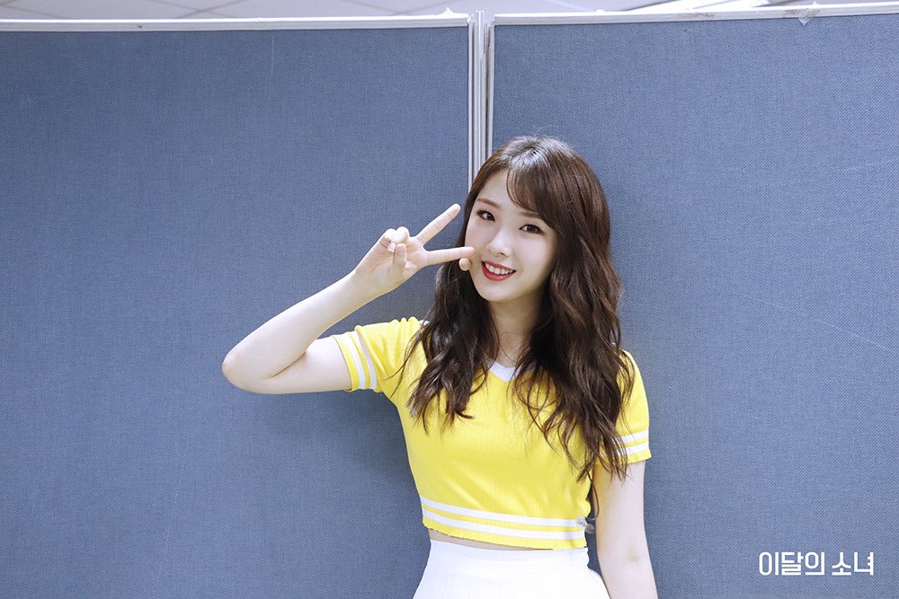 idolsinyelllow's tweet photo. haseul ◇ loona
181001 ◇ fancafe https://t.co/c5C1caKH3X
