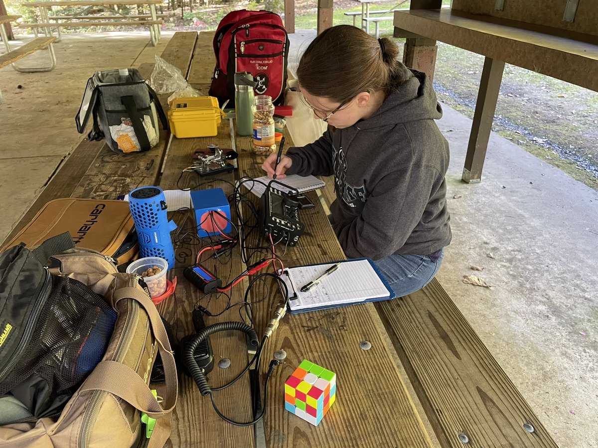 WC3EMILY's tweet photo. #PAQSOP #POTA Nearly last minute ham radio plans! Original site didn’t work so we went to a back up, realized neither of us checked what county it was, what the exchange was, or what time it ran to. Found a helpful op on SSB who looked up the info for us. https://t.co/yiLs3Wk3kV