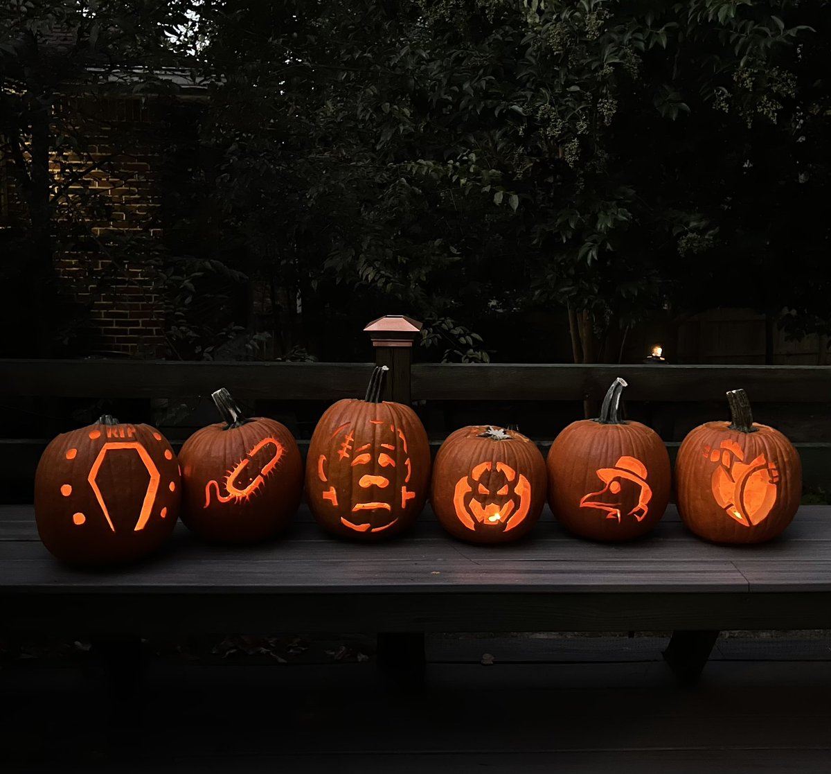 kaj401's tweet photo. Atlanta ID pharmacists carving out time to make spooky ID pumpkins #IDTwitter #TwitteRx

@ViridansPharmD @pharmertrinh @ASPGuruPharmD @summerasize https://t.co/BSbHNg7m6h