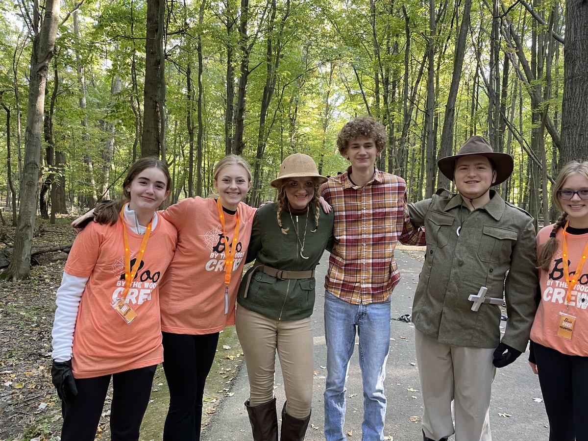 ALHSDramaClub's tweet photo. Avon Lake Drama Club members had a busy weekend working on the set for The Little Town of Christmas, volunteering for the City of AL’s Boo by the Woods &amp; Trail of Haunted Tales and the AL Historical Society’s fundraiser An Evening at The Black Whale Inn play!❤️🎭🎶🎉 https://t.co/3wBlyvrtlm