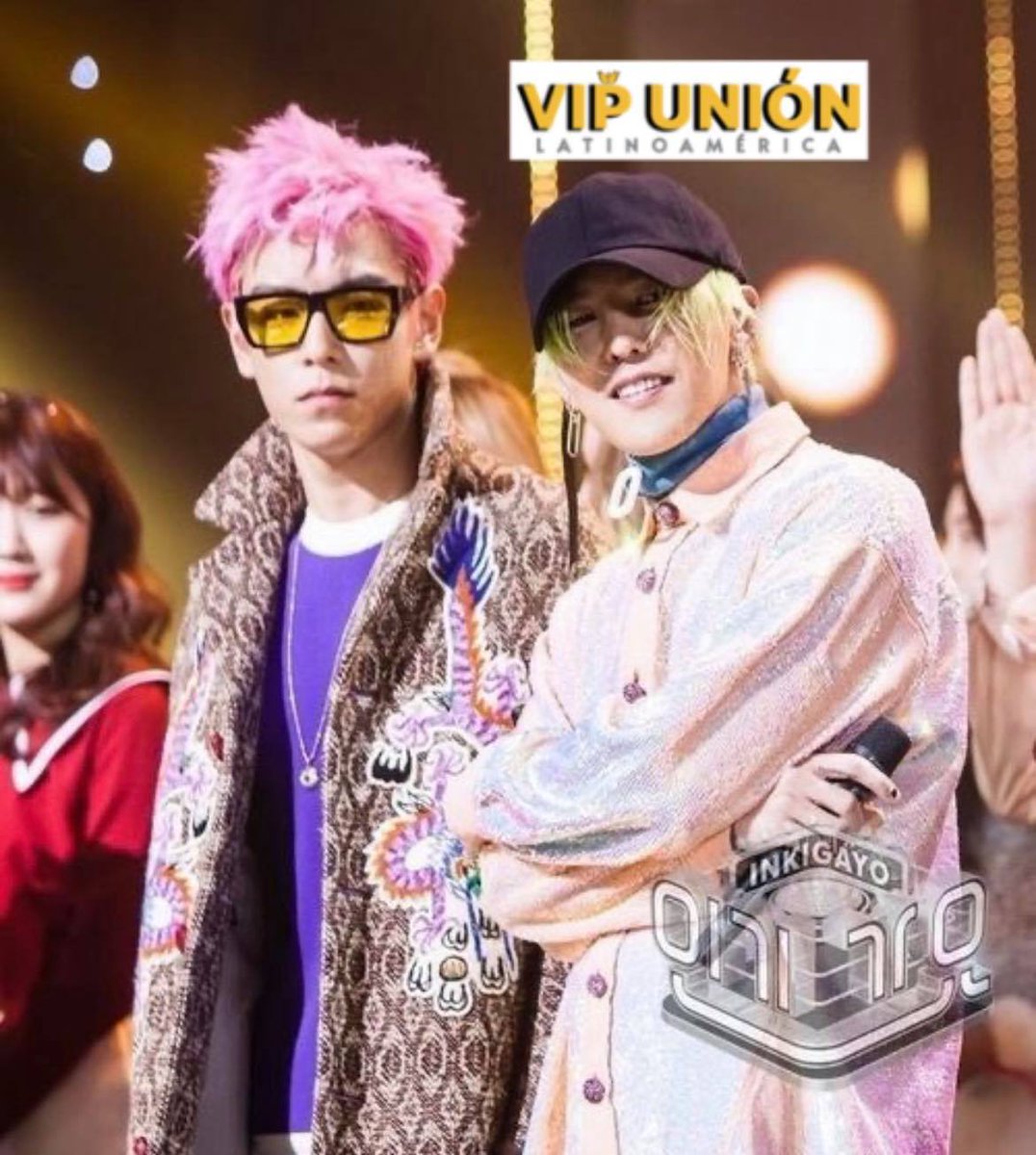 vip_latam's tweet photo. 😍[#OurSparklingTOP]😍

Espero les haya gustado el pequeño cuestionario para conocernos un poco mas , recuerden aún están a tiempo de apoyarnos.

 Pasen una hermosa noche.  

#TTTOP #GD #SEUNGRI #DAESUNG  #TAEYANG
 💙🐼🌸✨🍃 https://t.co/sZLYrRQmGv
