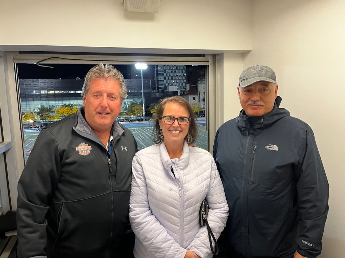Dana McKiel (@danamckiel1) on Twitter photo <a href="/danamckiel1/">Dana McKiel</a> Lisa Lascelles, Manager of Marketing for <a href="/Marchants/">Marchant's</a> School Sports joined football broadcast partner Tom Gretes and I in the <a href="/CIUT895FM/">CIUT 89.5 FM</a> broadcast booth. re: recent <a href="/WesternMustangs/">Western Mustangs</a> vs <a href="/Varsity_Blues/">U of T Varsity Blues</a>. "Everything you need to be in the game!" - Thanks Lisa! <a href="/danamckiel1/">Dana McKiel</a> Lisa Lascelles, Manager of Marketing for <a href="/Marchants/">Marchant's</a> School Sports joined football broadcast partner Tom Gretes and I in the <a href="/CIUT895FM/">CIUT 89.5 FM</a> broadcast booth. re: recent <a href="/WesternMustangs/">Western Mustangs</a> vs <a href="/Varsity_Blues/">U of T Varsity Blues</a>. "Everything you need to be in the game!" - Thanks Lisa!