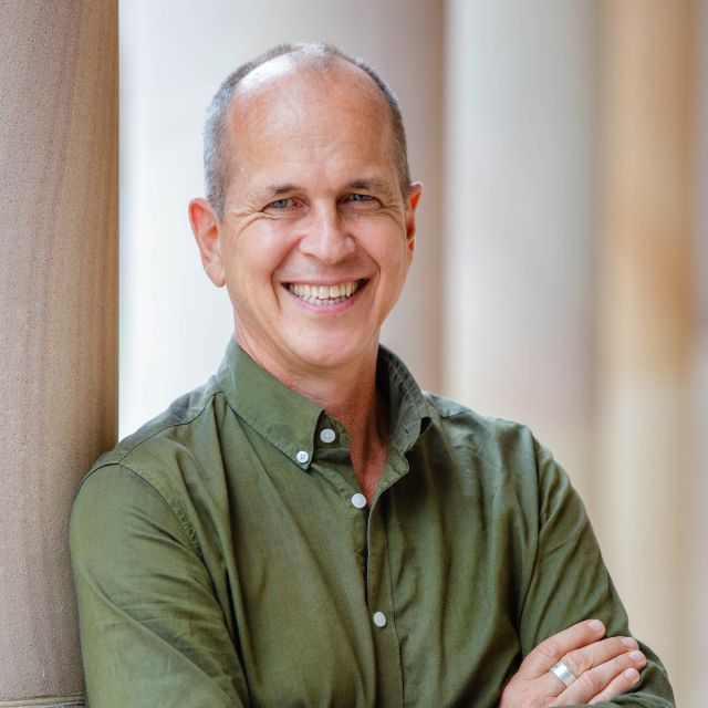 In collaboration with @ANUcybernetics we're thrilled to welcome @PeterGreste to ANU this Thursday. Tickets are still available to join @rebeccapearse and a panel of experts as they parse out with Peter the future of journalism & democracy. #AusPol2022 fennerschool.anu.edu.au/news-events/ev…