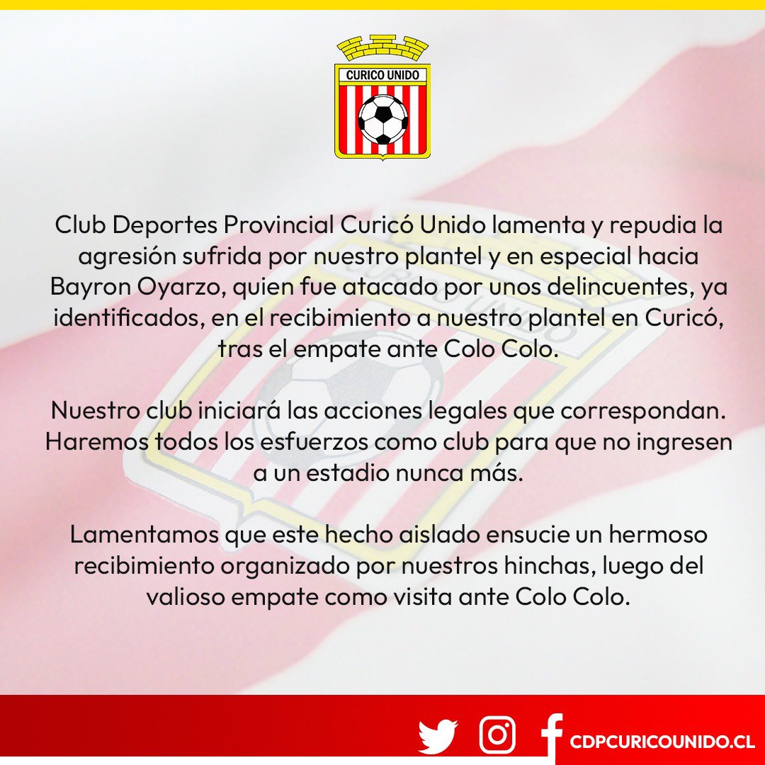 AbranCancha8's tweet photo. En la llegada del bus con el plantel de Curicó Unido a su ciudad un grupo de antisociales sube a la máquina extrae y agrede al jugador Bayron Oyarzo en comunicado del club indica que iniciará acciones legales con los delincuentes ya identificados
https://t.co/YvFECFvdtl https://t.co/9qhkLHyYev