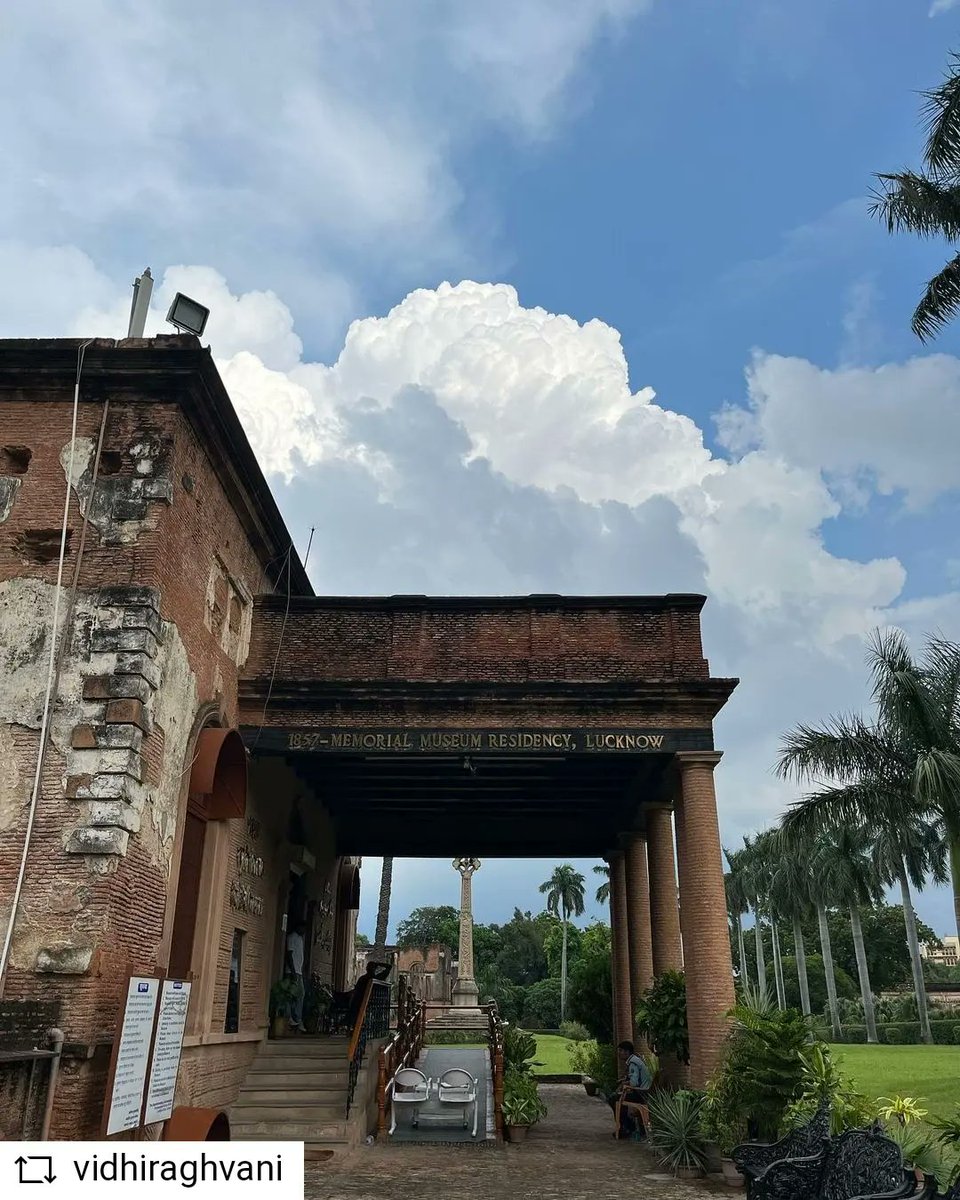 Our UX research team is back on the field for another research tour of a new project! 🙌
.
.
.
#monsoonfish #uiuxagency #puneagency #uxresearch #researchteam #researchtour #uiuxresearch #userexperiencedesign #userresearch #uiuxdesigners