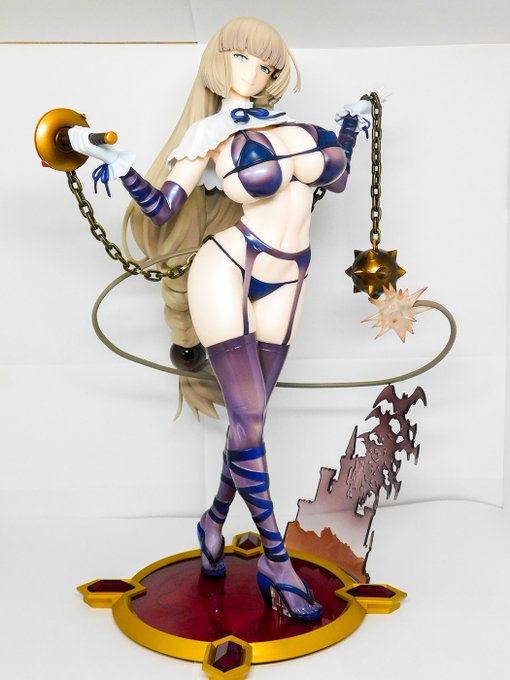 パレオ、ヴァンパイアキラーは着脱可能。
ボクサーがグローブを取って殴りかかるのと同じ。凶器による暴力。 