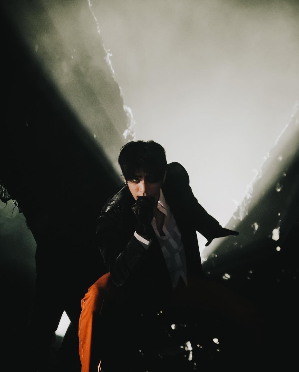ttaylornguyenn's tweet photo. Here’s some more for y’all :) 🖤

Photos by me. 

#DPRIAN #MITO #RegimeTour #DPR https://t.co/NQBNHiu8hv