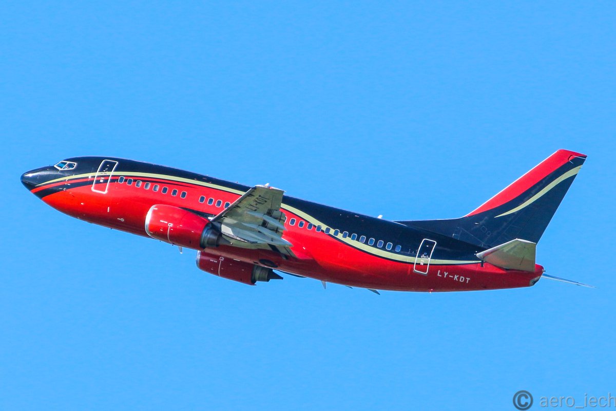 aero_iech's tweet image. ✈️ #Boeing #B737-522
🆔 LY-KDT
🇱🇹 #KlasJet
🎫 KLJ6326
🛫 #Dresden (DRS) 🇩🇪
🛬 #Gothenburg (GOT) 🇸🇪
📅 Oct 9, 2022
📝 @equipedefranceF on board

#Aviation #Aircraft #AvGeek #avgeeks #Planespotter #planespotting #Airlines #DRS #EDDC #equipedefrance #FiersdetreBleues