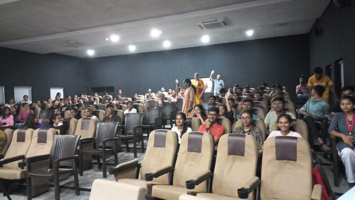 DrSangeetaRath3's tweet photo. @narottamsahoo @InfoGujcost @GujScienceCity @isro @IYBSSD2022 @wswindia @NASA @dstGujarat @PRLAhmedabad @IndiaDST @sstpdst @vnehra @jitu_vaghani @CMOGuj @PMOIndia @NASASun @SciComm_India On 7th day #WorldSpaceWeek2022
Program is organized @iitegandhinagar by @InfoGujcost & @isro
We welcome Dr Parul Patel & Dr Ram Rajak from SACISRO to address participants
Students participated actively in #QuizSession on the theme #Space and #Sustainability https://t.co/CY7RhoDiKt