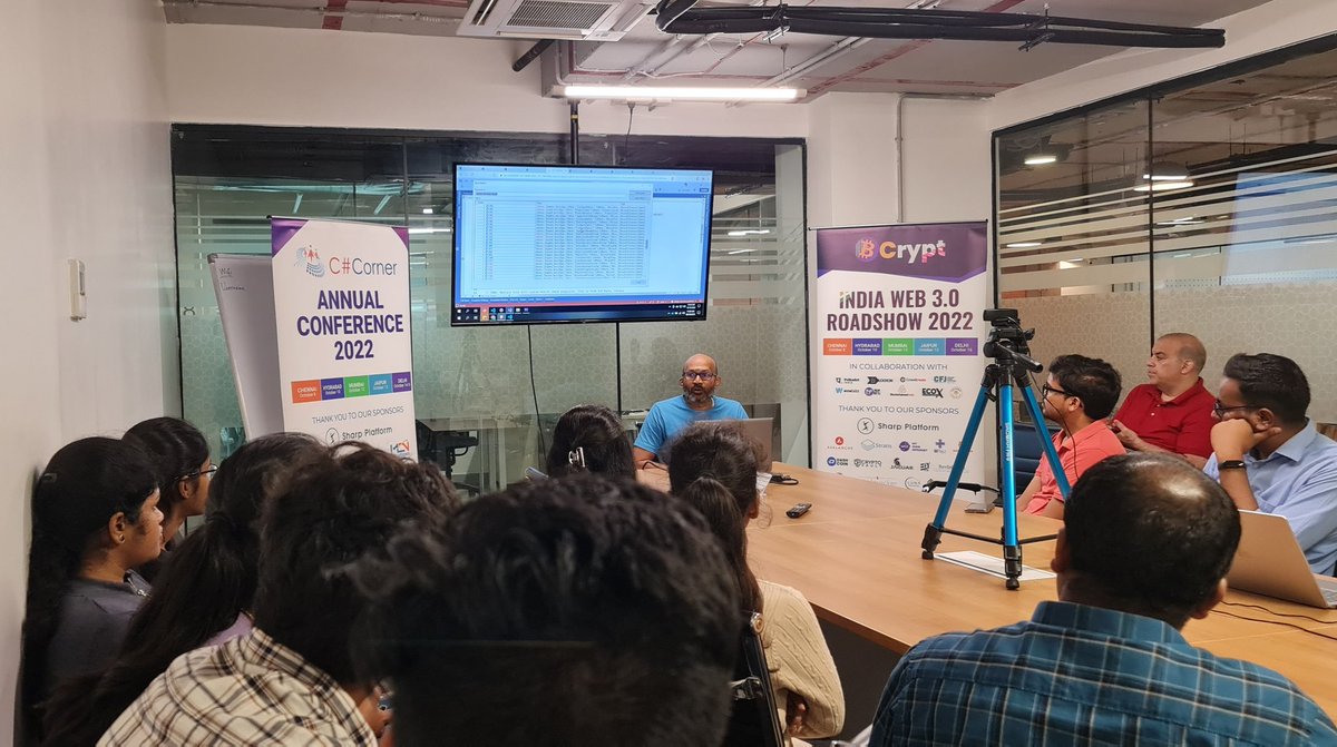 The amazing #azure #cloud technologist <a href="/vishipayyallore/">Viswanatha Swamy</a> spellbinding a full room at  #CSharpCon22 in #Hyderabad #India by <a href="/CsharpCorner/">C# Corner</a> #mvpbuzz