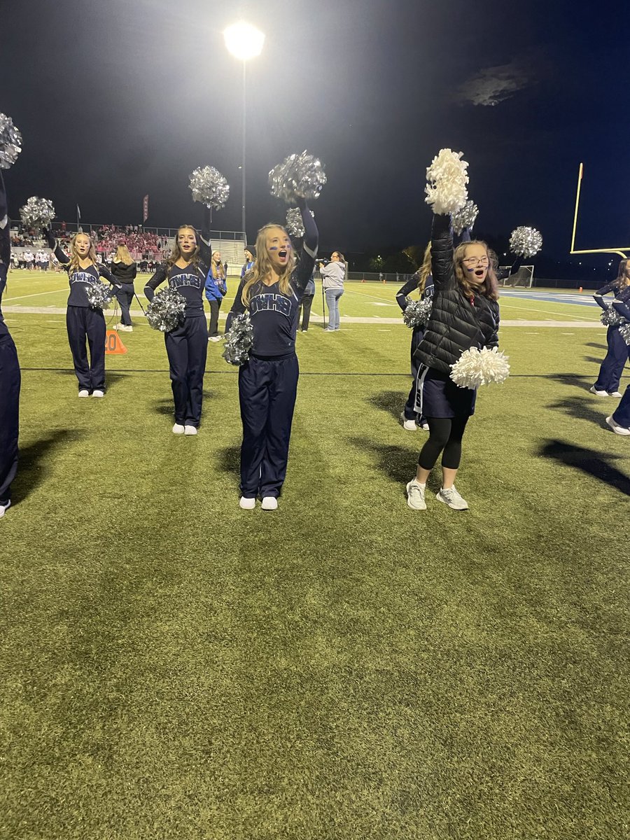 ash_hill_97's tweet photo. A little shoutout tweet for Miss Ella! This girl has shown me over the years that anything is possible with a smile. The best assistant I could ever ask for💙🤟🏼 @OWDanceTeam https://t.co/HjChclv4k2