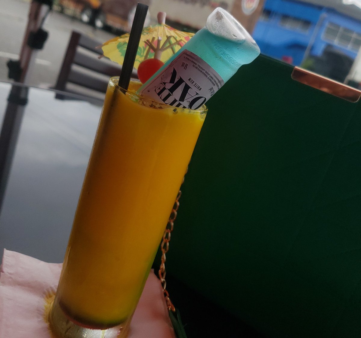 The perfect end to 2 weeks of birthday celebrations🖤 #libraszn #whiteoakterri🍹