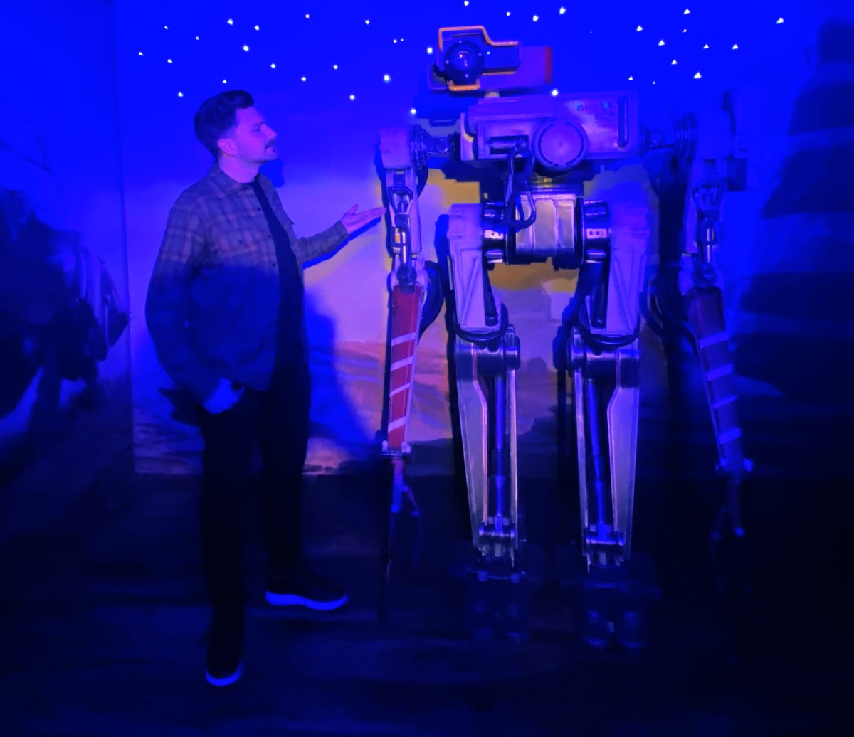 wearerobots_au's tweet photo. Thank you @Bethesda_ANZ for having me along to the two days of #WorldsofBethesda. I managed to get over 100 custom controllers done, which must be some kind of record. Was fantastic to offer such a unique takeaway for so many who came along. The event was fantastic. https://t.co/RgvL8TSs2e