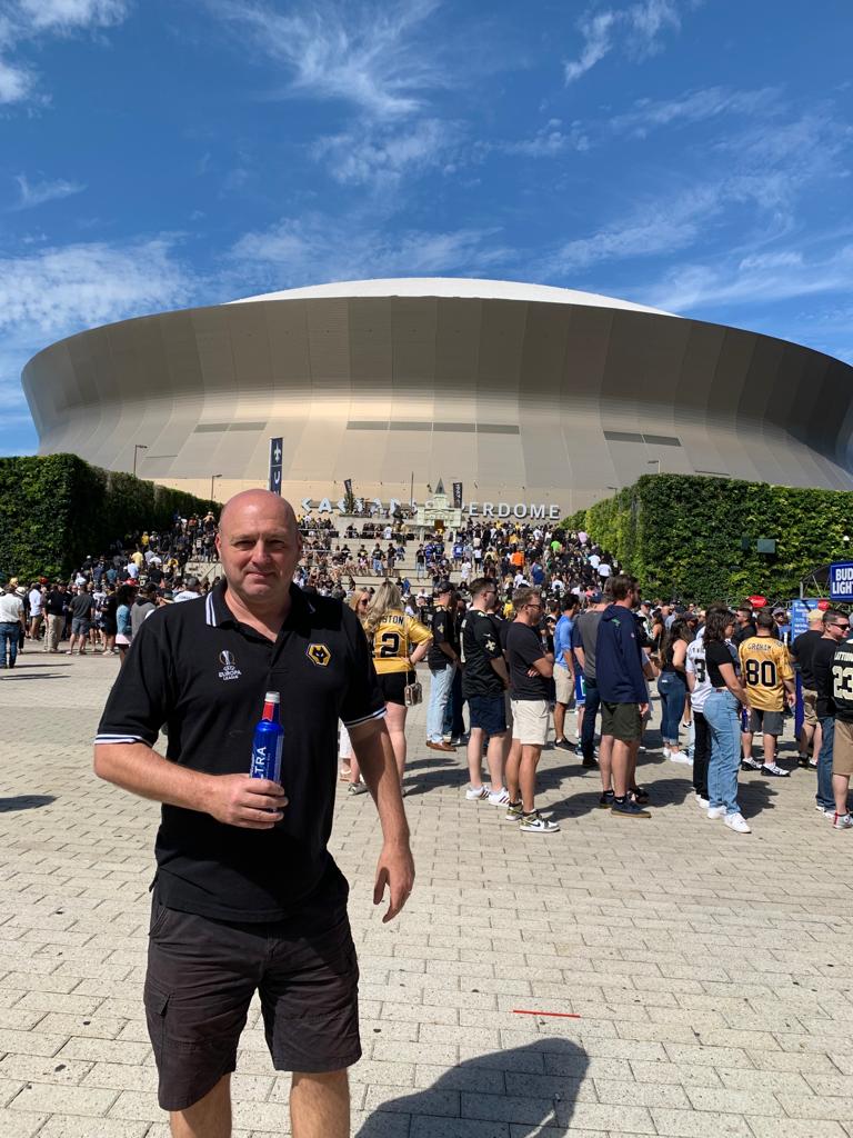 ColinPhillips06's tweet photo. New Orleans Saints 39 Seattle Seahawks 32. Caesars Superdome pretty spectacular. #movedemchains #Saints https://t.co/T7xOsOoBDB