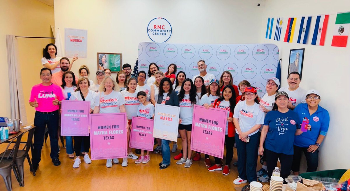 christinaireneh's tweet photo. SIX wonderful @GOP events in 4 days to support @MayraFlores2022 @CasandraLGarcia and @monica4congress 🎉🇺🇸 

South Texas is ready for the Triple Threat to represent them in Congress!  #LeadRight #RGV https://t.co/t8XqiYgM5h