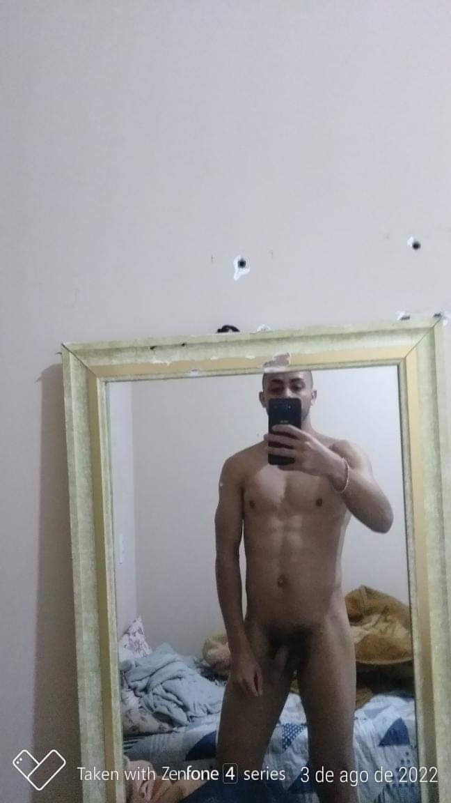 Marcelo22900382's tweet photo. Quem vai querer passar bom domingo comigo daquele jeito 😈😈😋 https://t.co/vLQCEVy0WM