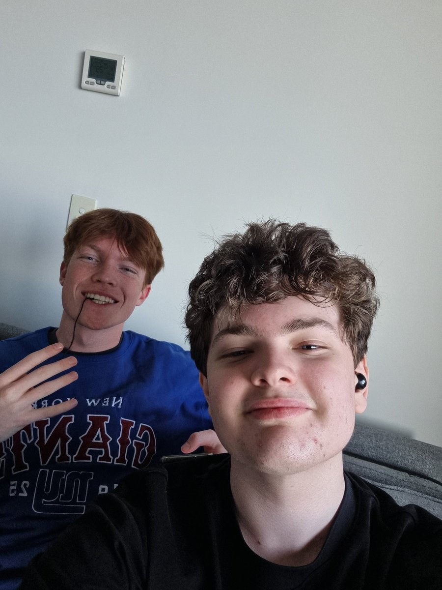 Melbourne trip was amazing! Much love to everyone I met and thanks to everyone who took a photo with me :)