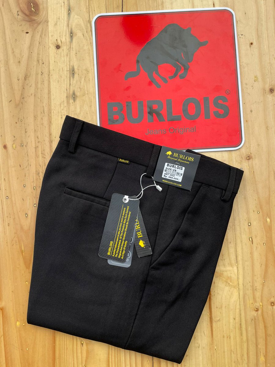 azan_fank's tweet photo. shopee 
statesman store
burlois original https://t.co/Q87k58LOH7