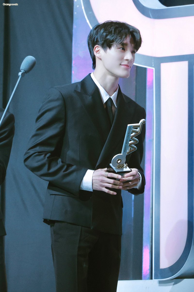 Orangesoda0423's tweet photo. 221008 TMA HQ

♡ͥ︎ ♡ͦ︎ ♡ͮ︎ ♡ͤ︎

#제노 #JENO #엔시티드림 #NCTDREAM https://t.co/ZfgBYJFBfQ