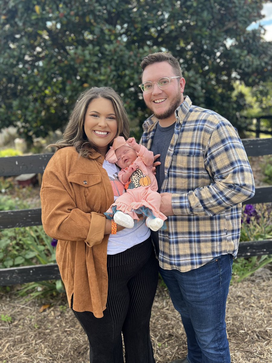 Making memories with my baby girl. She won’t remember, but mama always will❤️

This is the best life ✨