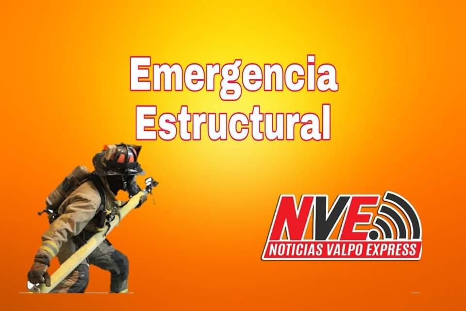 NoticiasValpoEx's tweet photo. 🔴 NVEinforma
#VALPARAÍSO

AHORA| Cuatro unidades de bomberos Valparaíso se dirigen a emergencia estructural en Placilla, Av España con Segunda Independencia.
Se informa vivienda completamente en llamas con peligro de propagación. https://t.co/WbPouNuKKw