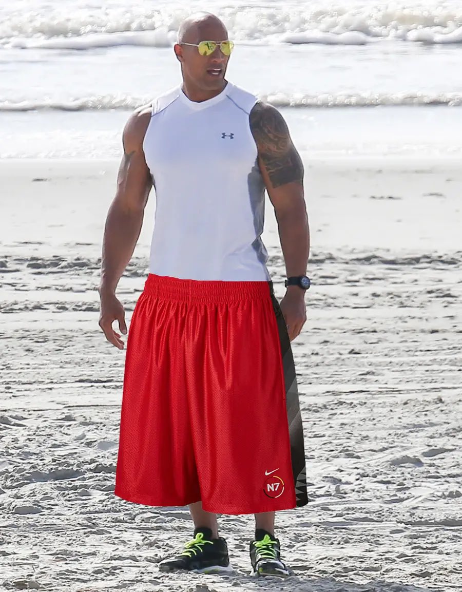 thelargehomie's tweet photo. i got IBS insanely baggy shorts https://t.co/T21b433yNK