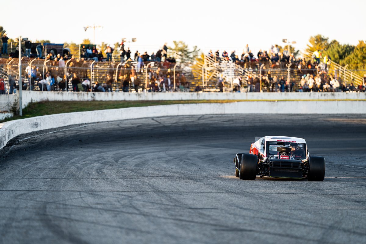 Tom Morris tweet media