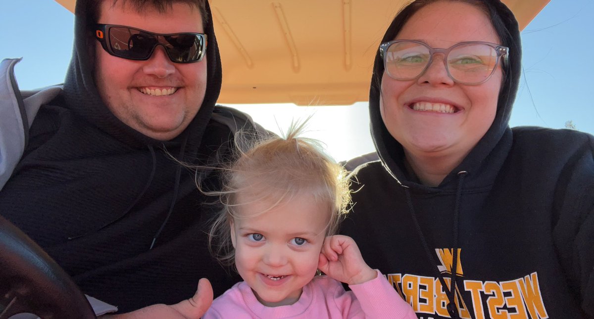 Covered six athletic events in the last 48 hours. We love what we do and love seeing things come together the right way. 

Not possible without our awesome staff and my main man <a href="/Wwatsonl1998/">Logan Watson</a> 

&amp; my amazing and strongly supportive family. #ElzaLovesGames #GoWLU