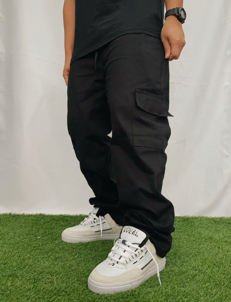 ggSaphi's tweet photo. VEMK⇨ 👖Calça CARGO - Skate Caqui 6 Bolsos Fechamento Cordão - Barra Soltinha 🐑🍃

           ~Streetwear/Ruawear
🔗https://t.co/R86YorNFbU

R$64,99-69,99
.
#streetwear #ruawear #shopee #shopee1010 #calçacargo #skate  #facilizza https://t.co/nv14XjqCxb