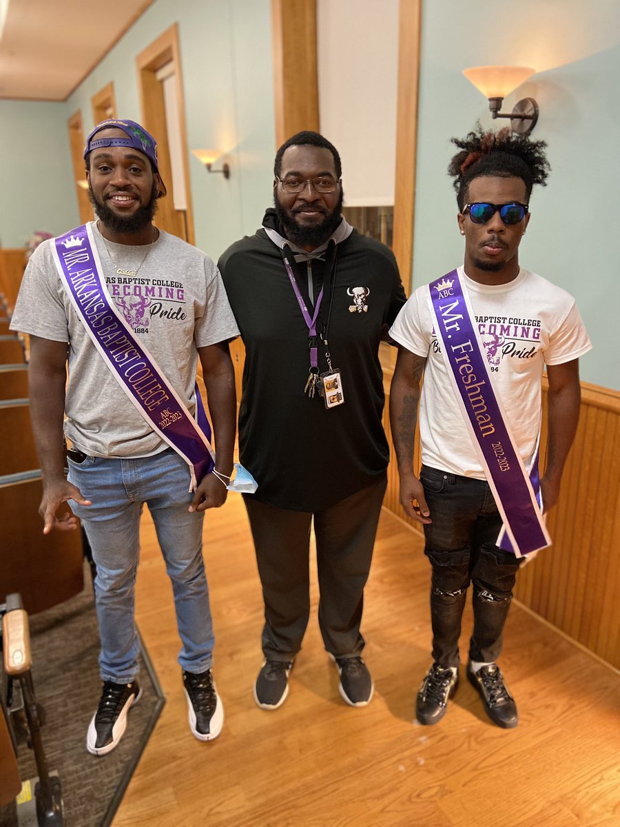 coachbailey_abc's tweet photo. Proud of my guys that made the Royal Court for Homecoming!  

Michael Cashaw (Mr. Freshman)
D’boer Washington (King) 

I’ve enjoyed watching them grow from the day I recruited them both, to where they are now!  They sky is the limit to what they can have!  

#GrowingHope! https://t.co/VR9np6g7UO