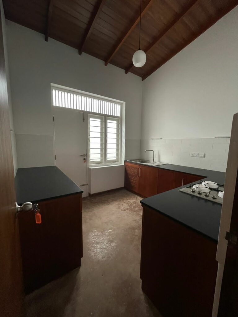 WathupitiLK on Twitter "7 Bedroom House for Rent at Colombo 4 https