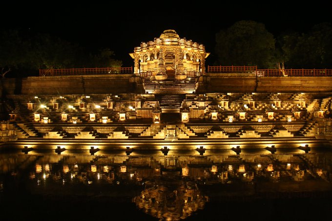 मोढेरा का सूर्य मंदिर