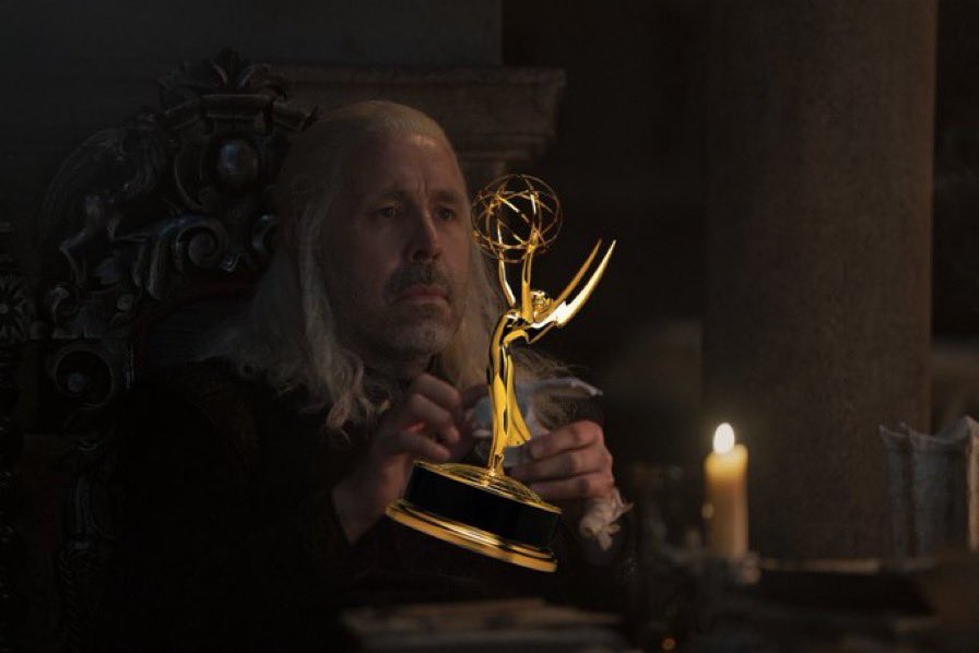 maq5005's tweet photo. جائزة الإيمي لك يا ملك 🔥👑
#HouseTargaryen
#viseris
#paddy
#HouseOfTheDragon https://t.co/F01LbokBZm