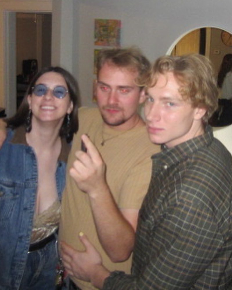 kidcomputerband's tweet image. Yo! Kansas City, hope we see you tomorrow night @recordBar with @Argonaut_Wasp and @hembreemusic / doors at 6:30, we kick the show off right at 7:15 🏈😛 (short set, don’t be late) ⁣⁣

Omaha Tuesday! @ReverbLounge 
⁣
📸: @haleyfleisner