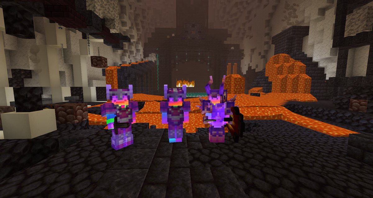 mineartcraft's tweet photo. Mini Testeo con los Usuarios 🙌💜
#minecraft #minecraftmemes #minecraftmods #peru #mexico https://t.co/yaLdMeKrXC